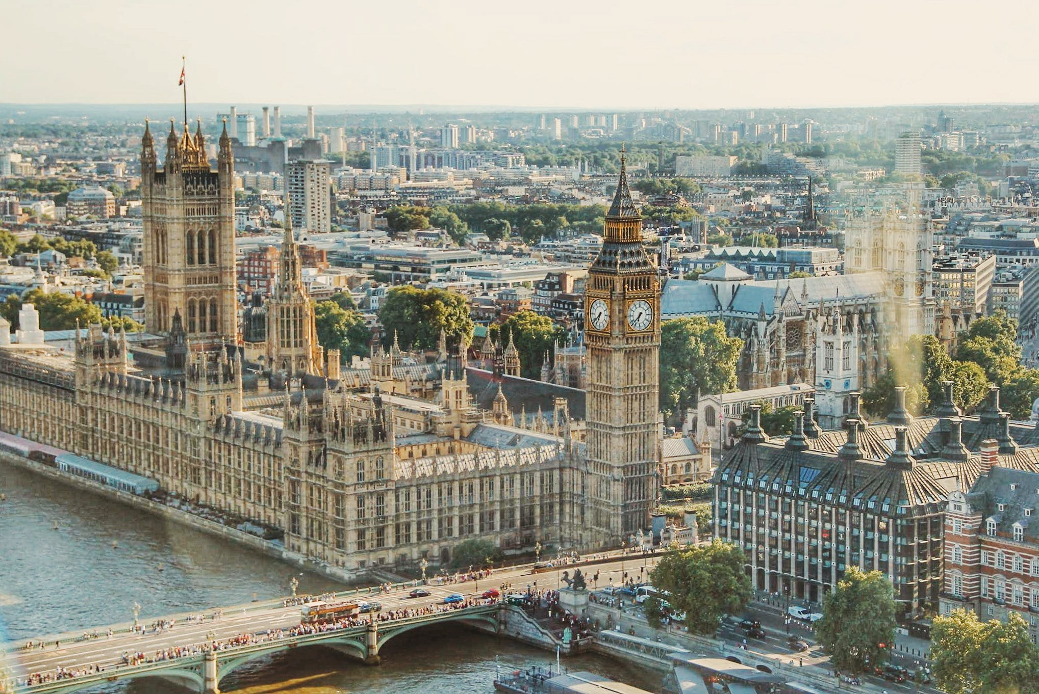 Cost of Studying and Living in the UK for International Students