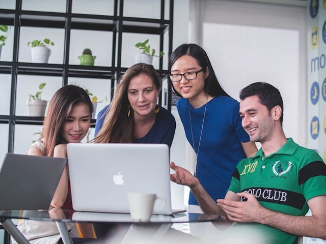 How to Study in the USA for Free (3 Tips)