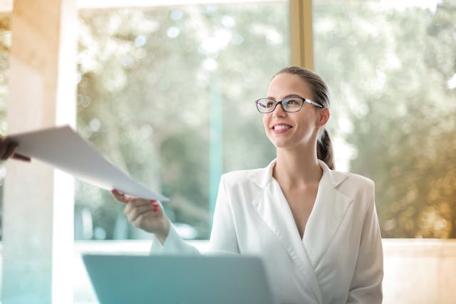 How to Get a Saudi Arabian Work Visa (7 Steps)