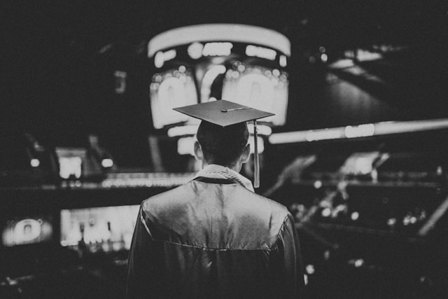 Switzerland Scholarship Database