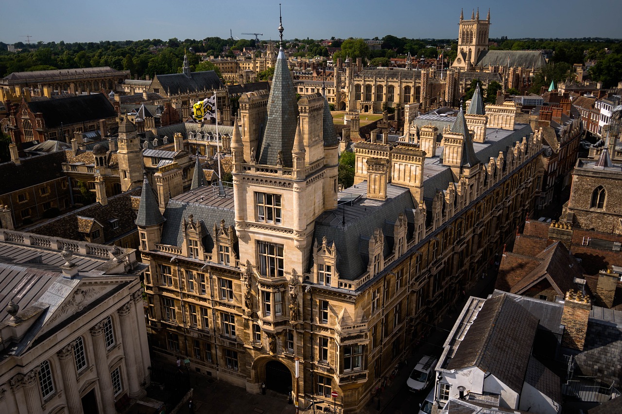 6 Universities in France Accepting TOEFL Scores