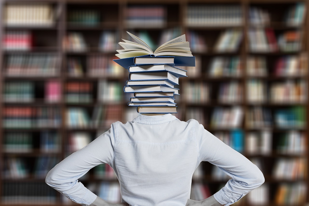 Spain Scholarship Database