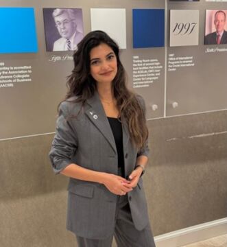 Darakhshan Nazir profile image