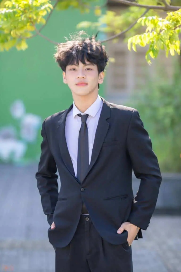 Minh-Hieu Vu