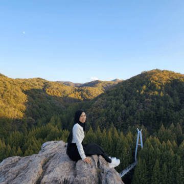 Tri Lestari profile image
