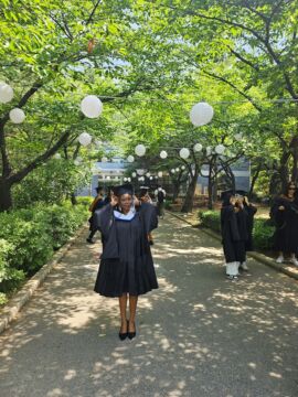 Annie Favour profile image