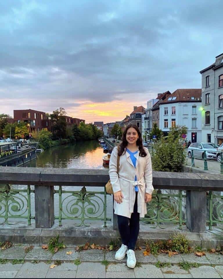 Paula Vallarta